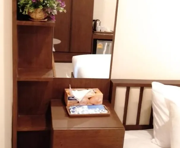 Hostel Suthep &